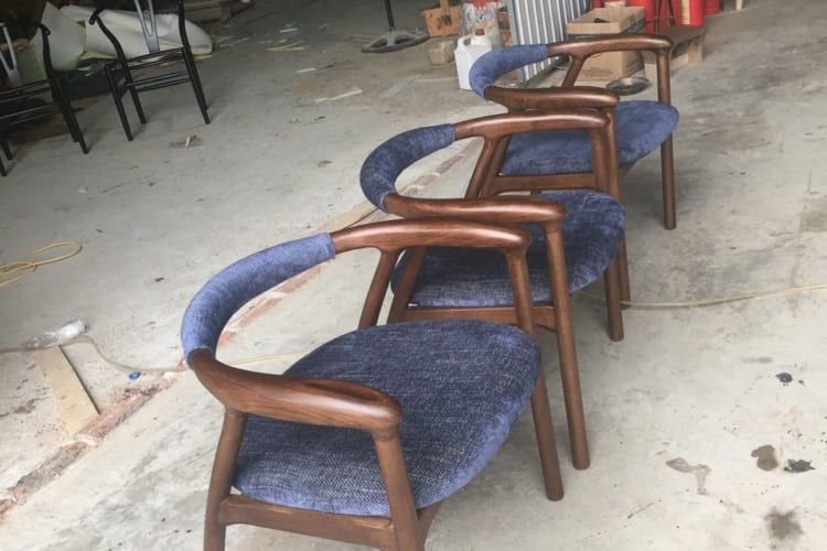 Ossy chair at the factory - fabric