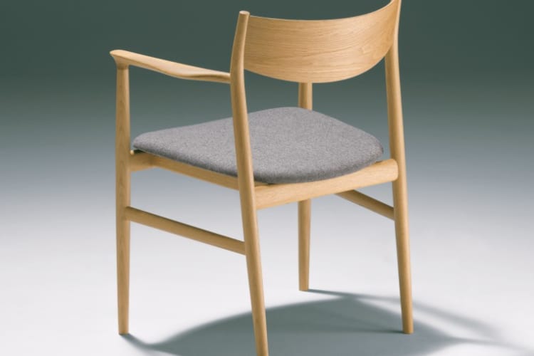 Karuka chair light